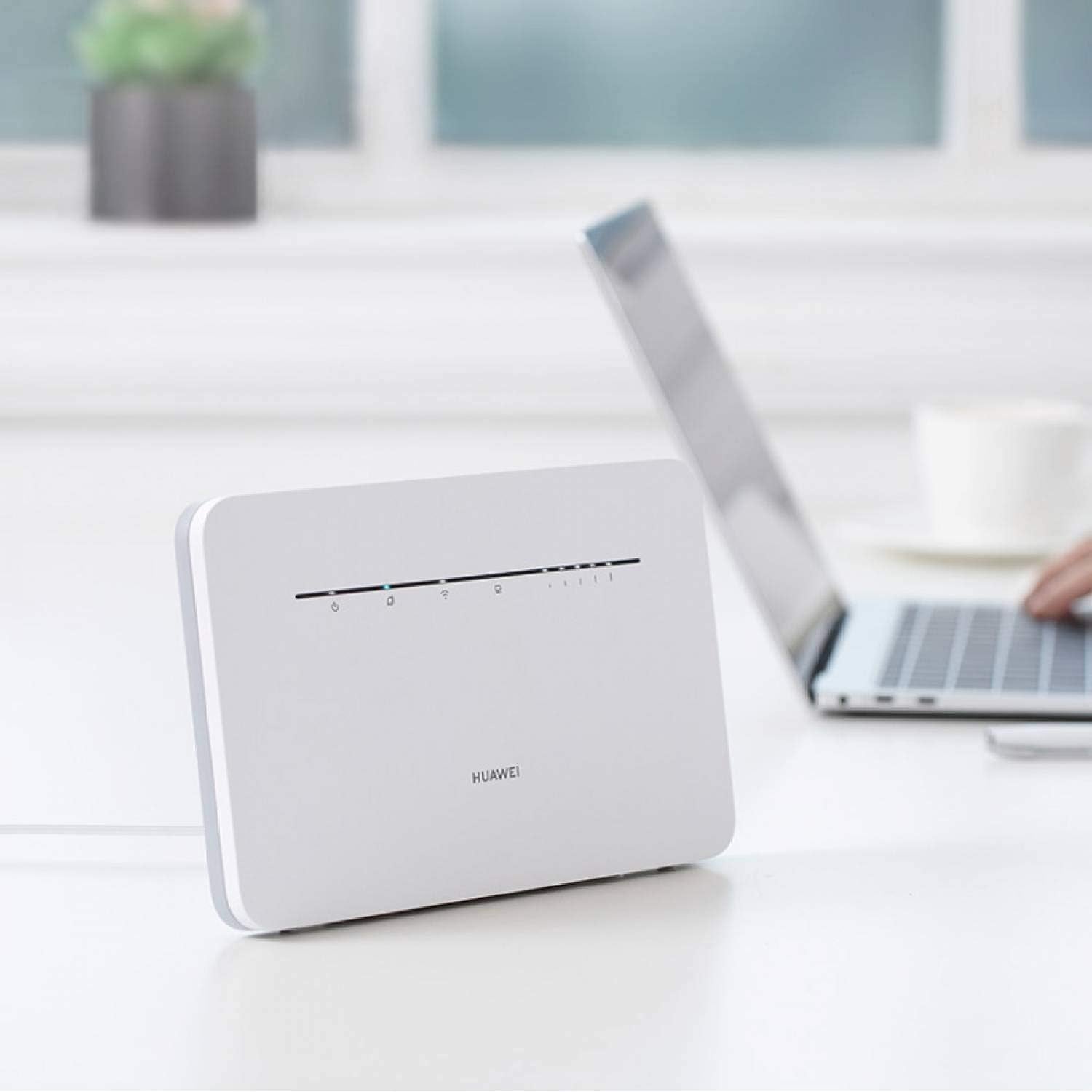 Huawei B535-232 | LTE Router | Cat.7, Download up to 300Mb/s, Upload up to 100Mb/s