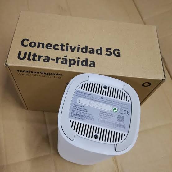 ZTE MC888 Ultra 5G Indoor WiFi 6 CPE